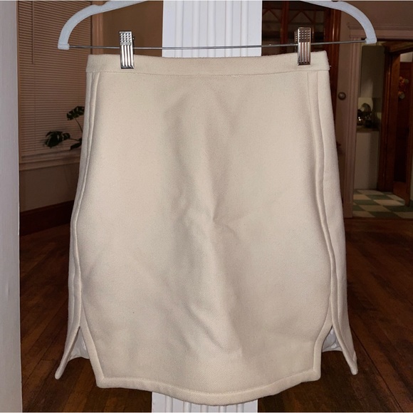 J Crew 100% Wool Ivory Mini Skirt Knee Length - Picture 2 of 2